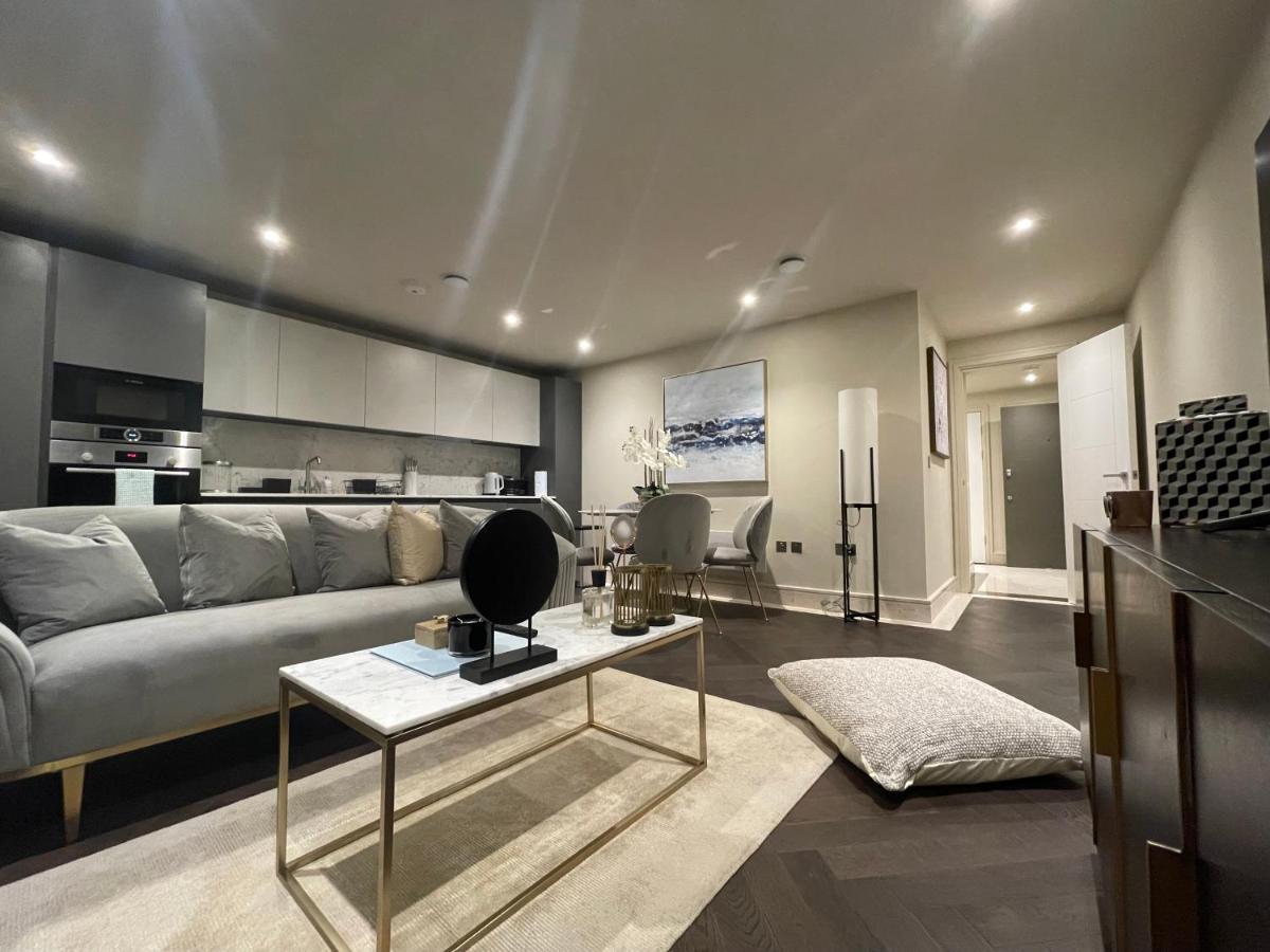Sophisticated 1Br, 1 Ba Chigwell Designer Flat Chcl F2アパートメント エクステリア 写真